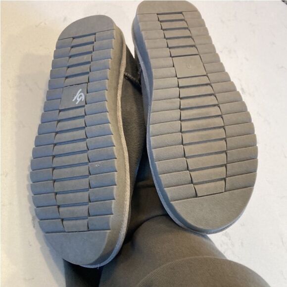 Cushionare Memory Foam Suede Grey Faux Fur Lined Soft Comfy Ankle Booties size 9 - Picture 5 of 5